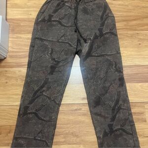Dairy Boy Women's Camouflage Straight Leg Sweatpants